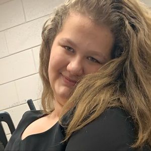 Meet your Posher, Kelli